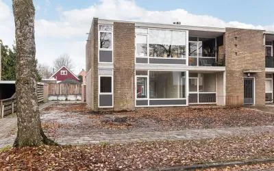 Terraced house for sale: Martenskamp 30, Oosterwolde-Weemeweg Oosterwolde