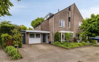 Twee-onder-één-kap te koop: Marterweide 14, Bunderse Hoek Zuid Veghel