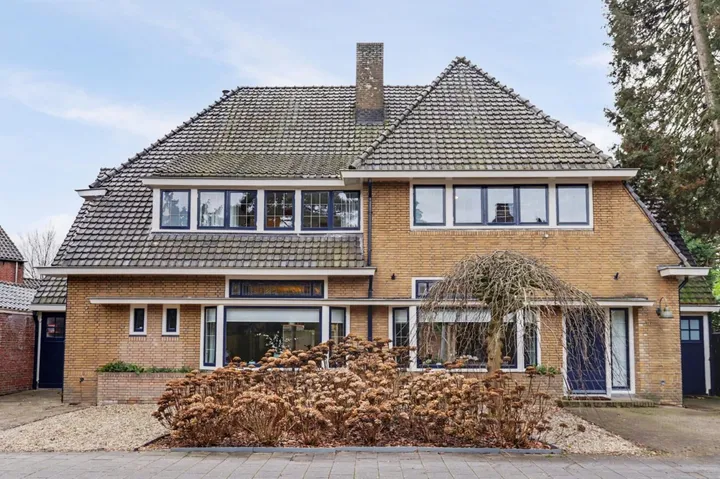 Hoekwoning te koop: Marthalaan 16, Enschede