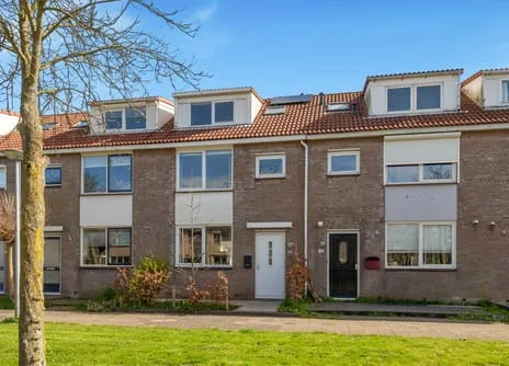 Tussenwoning te koop: Martin Luther Kinglaan 121, Albert's Hoeve Castricum