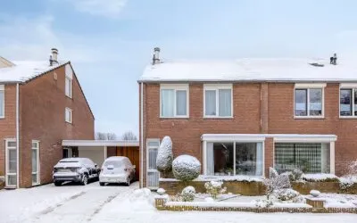 Tussenwoning te koop: Martin Luther Kingstraat 4, Genderbeemd Eindhoven