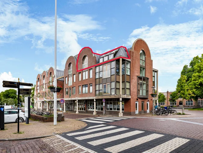 Studio te koop: Martiniplein 15-303, Sneek binnen de grachten Sneek
