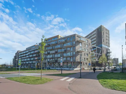 Appartement te koop: Mary van der Sluisstraat 254, Sportheldenbuurt Amsterdam