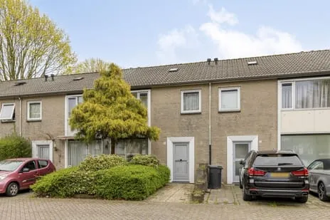 Tussenwoning te koop: Mascagnistraat 90, Stokhasselt Zuid-Oost Tilburg