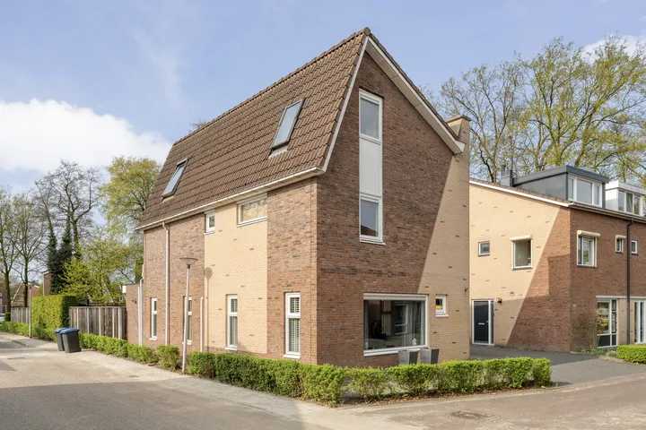 Vrijstaande woning te koop: Mastbos 120, Ruwenbos Enschede