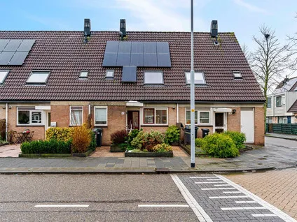 Tussenwoning te koop: Mastbos 143, Hoofddorp