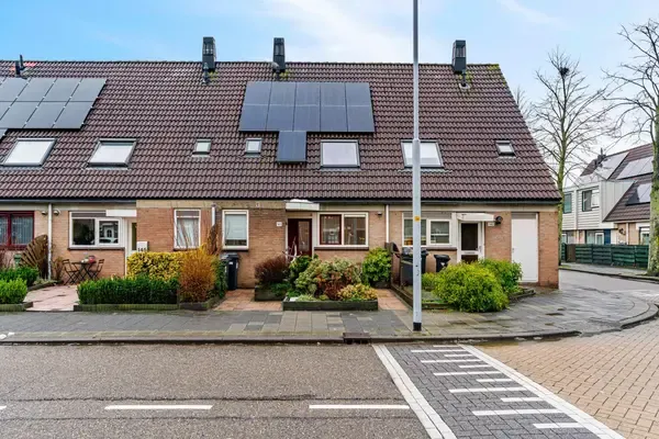 Tussenwoning te koop: Mastbos 143, Hoofddorp