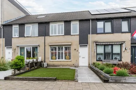 Tussenwoning te koop: Mastenbroekstraat 5, Leeuwerik Zuid Tilburg