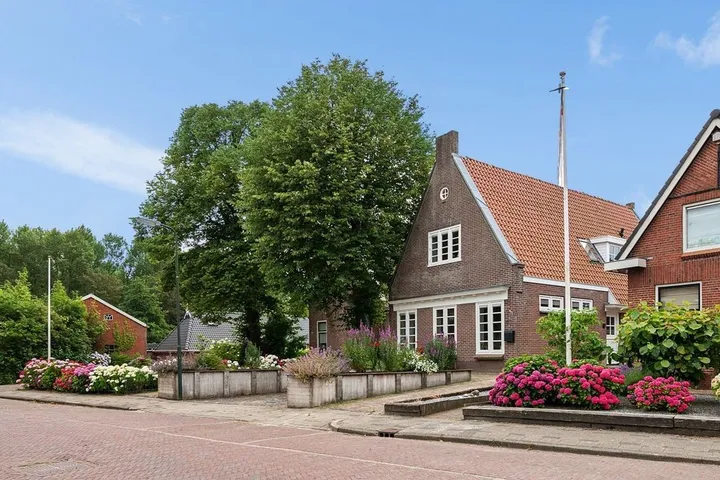 Vrijstaande woning te koop: Master fan Loanstrjitte 23, Metslawier Mitselwier