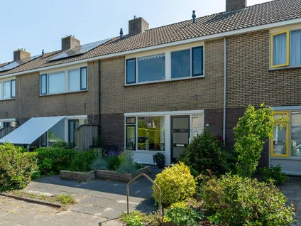 Terraced house for sale: Master Hofstrastrjitte 43, Driezum Driezum