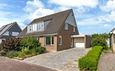 Twee-onder-één-kap te koop: Master Keulenstrjitte 53, Zwetteplan Sneek