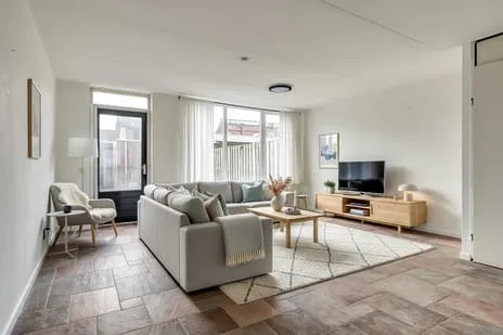 Tussenwoning te koop: Mastplein 37, Den Bommel woonkern Den Bommel