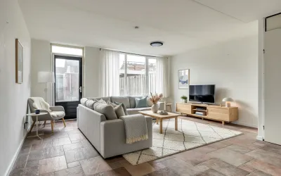 Tussenwoning te koop: Mastplein 37, Den Bommel woonkern Den Bommel