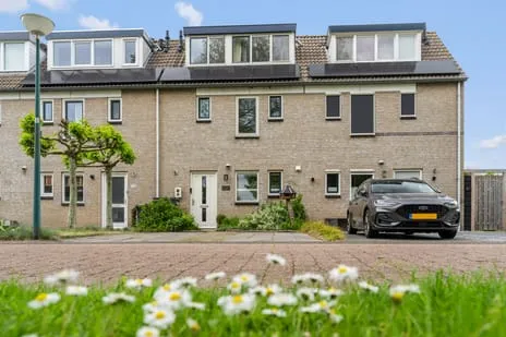 Tussenwoning te koop: Maten 155, 't Ruige Veld Leusden