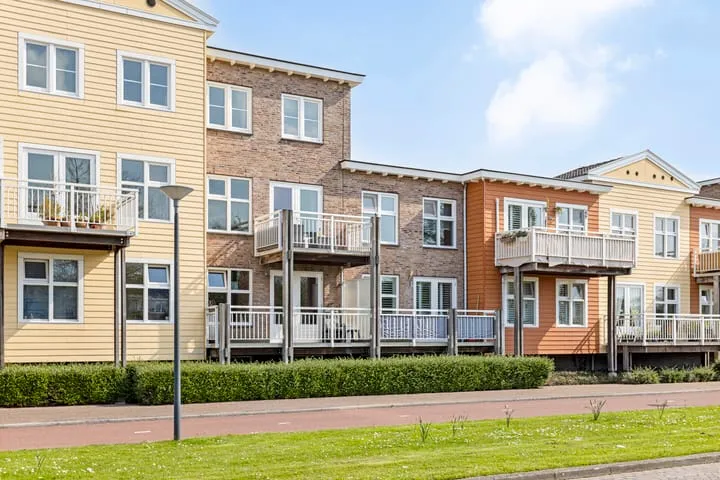 Apartment for sale: Mattenbiesstraat 72, Terbregge Rotterdam
