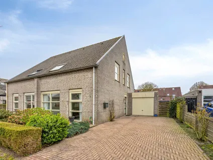 Twee-onder-één-kap te koop: Mattenvlechter 10, Veenhuizen Veenhuizen