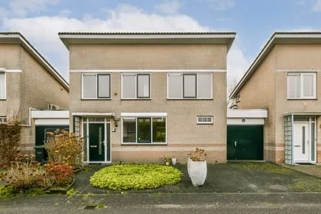Tussenwoning te koop: Maurice Chevalierstraat 15, Muziekwijk N.-Zuidwest Almere