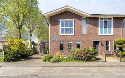 Hoekwoning te koop: Mauritiusstraat 1, Eilandenbuurt Oost Almere