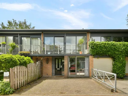 Tussenwoning te koop: Mauritshof 142, Harmelen-Zuid (dorp) Harmelen