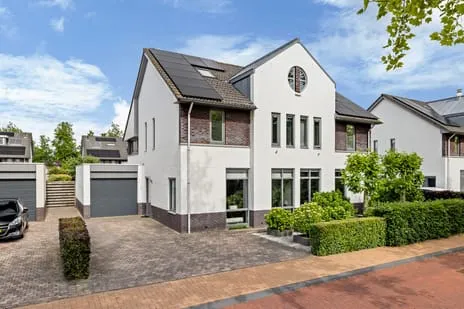 Twee-onder-één-kap te koop: Mauritslaan 13, Skoatterwald Heerenveen