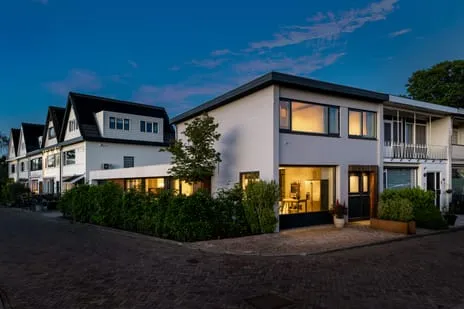 Hoekwoning te koop: Mauritssingel 174, Oranjewijk Leiderdorp