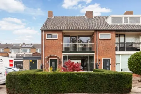 Hoekwoning te koop: Mauritsstraat 64, Oostendam Hendrik-Ido-Ambacht