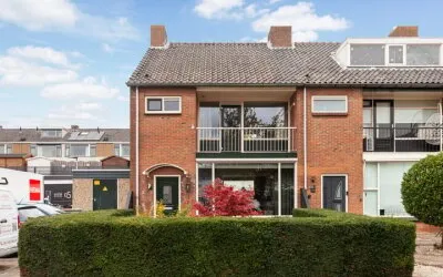 Hoekwoning te koop: Mauritsstraat 64, Oostendam Hendrik-Ido-Ambacht