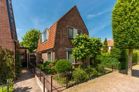 Twee-onder-één-kap te koop: Mauvestraat 59, Staatsliedenwijk Baarn
