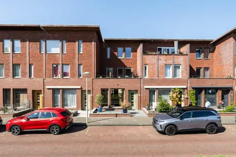Tussenwoning te koop: Max Havelaarstraat 65, Spoorwijk 'S-Gravenhage