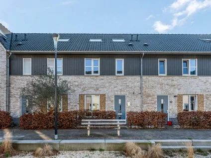 Tussenwoning te koop: Max Velthuijshof 3, Ressen Nijmegen