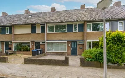 Tussenwoning te huur: Maximiliaanstraat 19, Hagenkamp Eindhoven