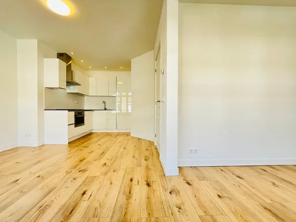 Appartement te huur: Maystraat 93, Bezuidenhout-Oost 'S-Gravenhage