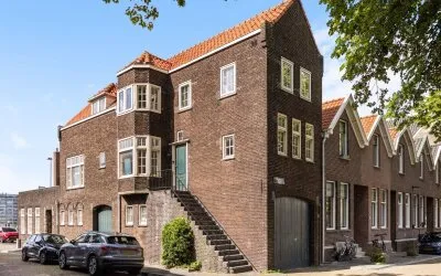 Tussenwoning te koop: Mazelaarsstraat 1, Nieuwe Haven en omgeving Dordrecht