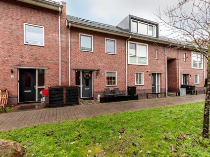 Tussenwoning te koop: Mazureplantsoen 13, Stripheldenbuurt Noordoost Almere