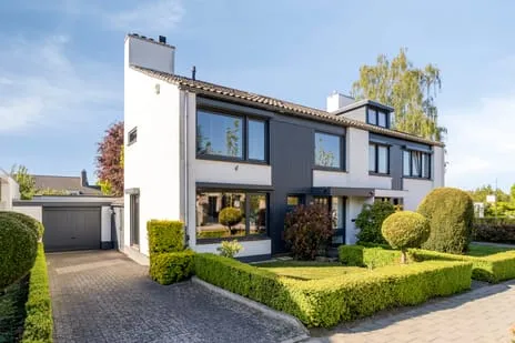 Tussenwoning te koop: Médoclaan 225, Campagne Maastricht