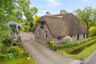 Vrijstaande woning te koop: Meeleweg 23, Verspreide huizen De Meele Nieuwleusen