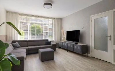 Hoekwoning te koop: Meent 157, Heusdenhout Breda