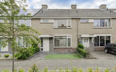 Tussenwoning te koop: Meent 297, Heusdenhout Breda