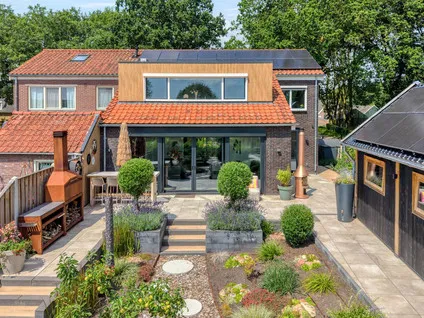 Twee-onder-één-kap te koop: Meenteweg 9-1, Zwolle