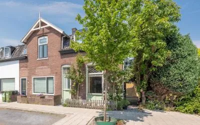 Tussenwoning te koop: Meentweg 22, Spiegelzicht Bussum