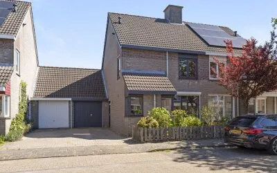 Tussenwoning te koop: Meerbergsven 43, Gijzenrooi Eindhoven