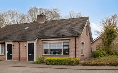 Twee-onder-één-kap te koop: Meergaardenweg 20, Prins Bernhardstraat eo Eibergen