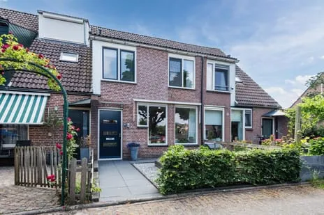 Tussenwoning te koop: Meerkoetmeen 28, Vogelwaard Harderwijk