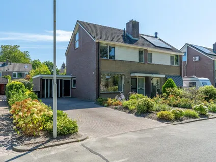 Hoekwoning te koop: Meerkoetstraat 32, Kollum