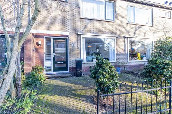 Tussenwoning te huur: Meerkoetstraat 6, Ilpendam Ilpendam