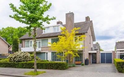 Twee-onder-één-kap te koop: Meerkoldreef 17, Vijverlaan Tilburg