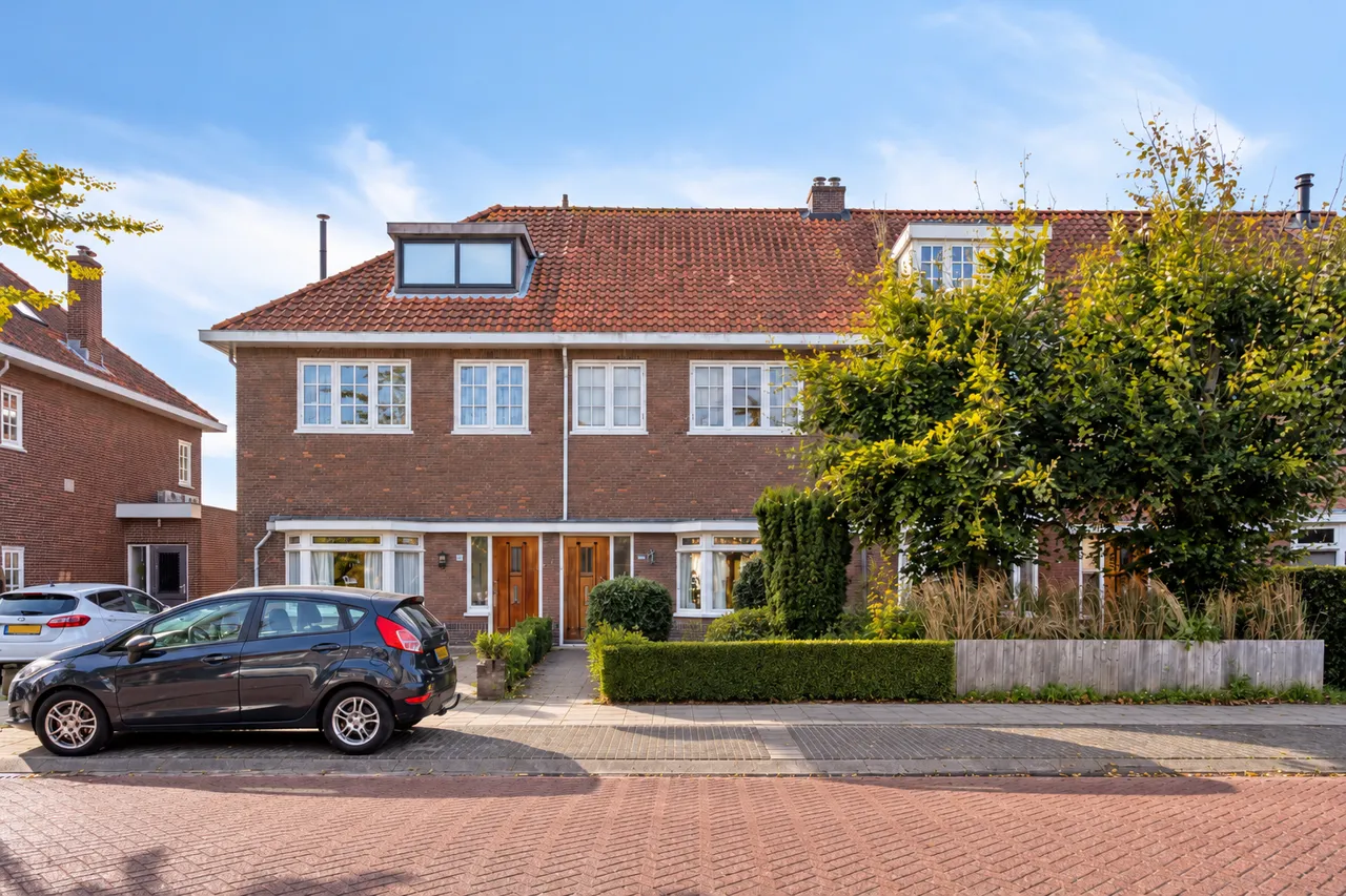 Tussenwoning te koop: Meerlaan 114, Hillegom