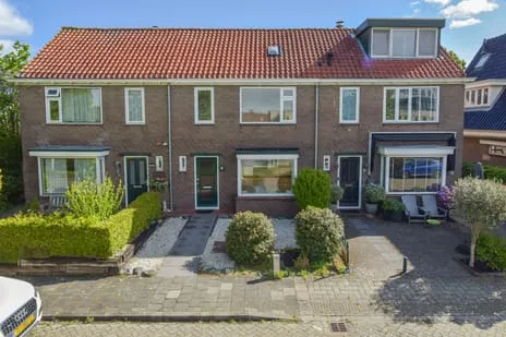 Tussenwoning te koop: Meerlaan 9, Thamerdal Uithoorn