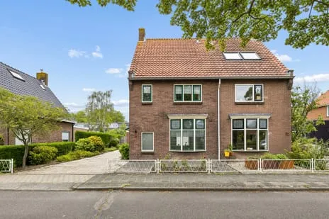 Twee-onder-één-kap te koop: Meerndijk 78, De Meern-Zuid De Meern