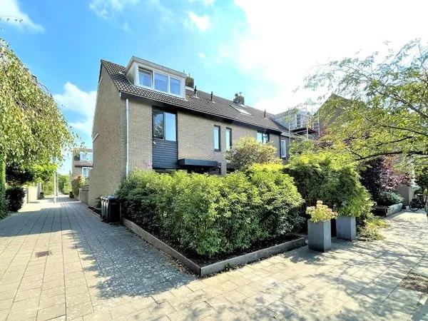Huurwoning: Meerpaal in Amstelveen - €2.950 per maand